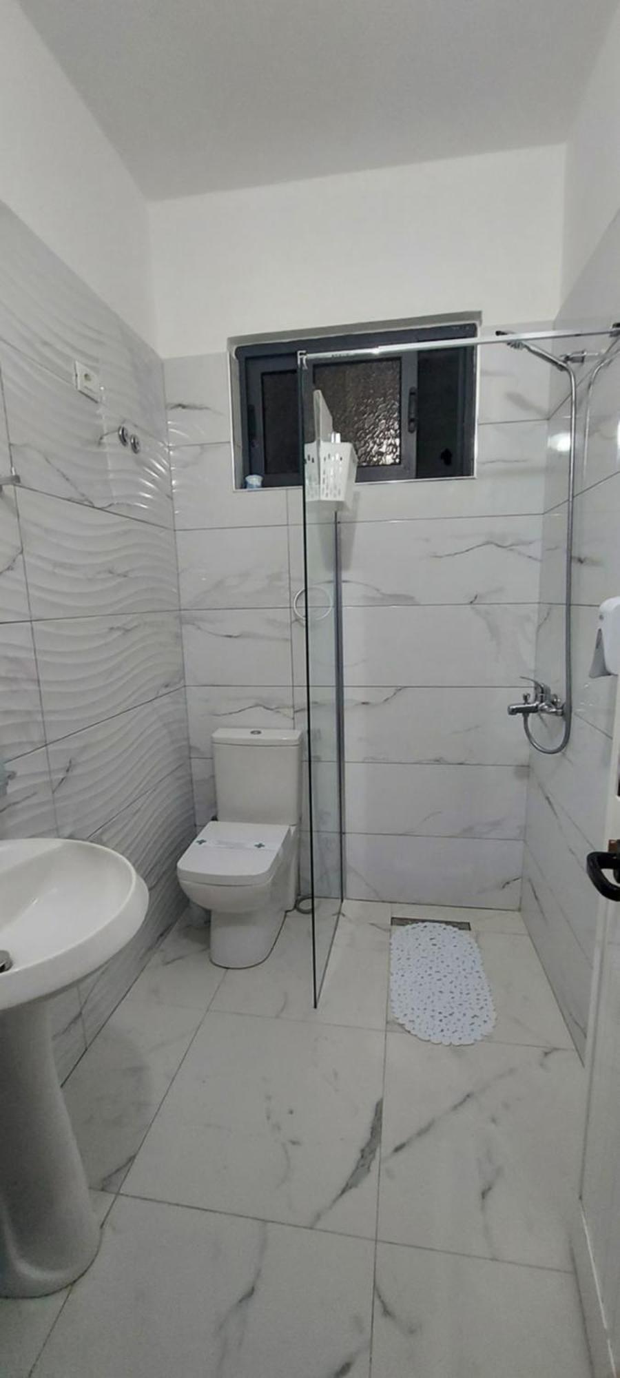 Hotel Fama Shkallnur Luaran gambar
