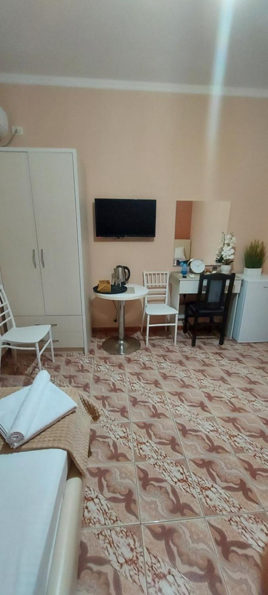 Hotel Fama Shkallnur Luaran gambar